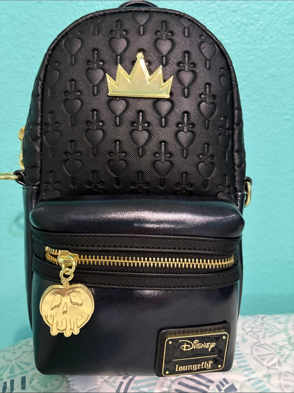 Loungefly Disney Snow White Evil Queen Black Sling Bag Embossed Poison Apple NWT
